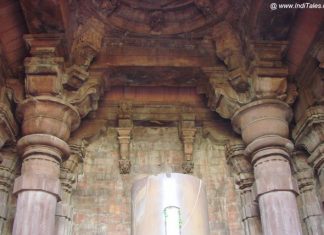 राजा भोज का भोजेश्वर मंदिर – भोजपुर का प्रसिद्ध शिवलिंग भोजेश्वर मंदिर के स्तम्भ, चौखटें और लिंग