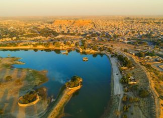 राजस्थान की जल संस्कृति – नीरज दोशी से वार्ता जैसलमेर का गडीसर सरोवर