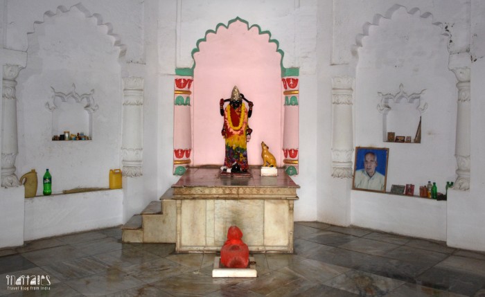 rudreshwari kali mandir darbhanga statue