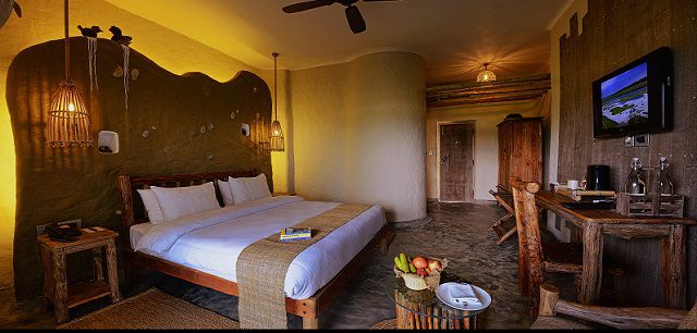Room at Barahi Jungle Lodge