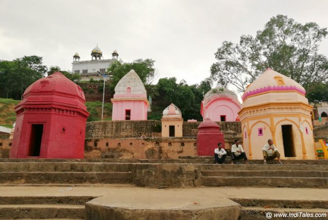 Temple at Raj Ghat on Tapti River at Burhanpur