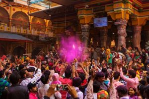 Celebrating Holi Festival In Mathura Vrindavan - Inditales