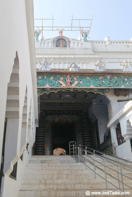 Entrance of Chhatia Bata Temple